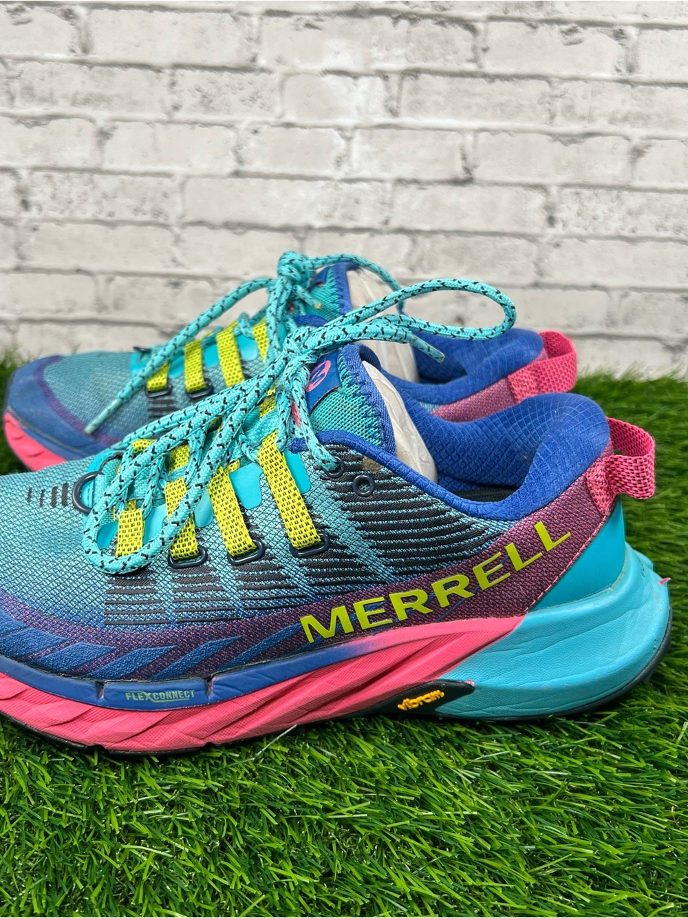 Merrell Women's Trail Running Shoes Blue Pink Yellow Vibram Megagrip Size 7